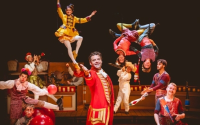 Astley Astounds Audiences in Return to the New Vic